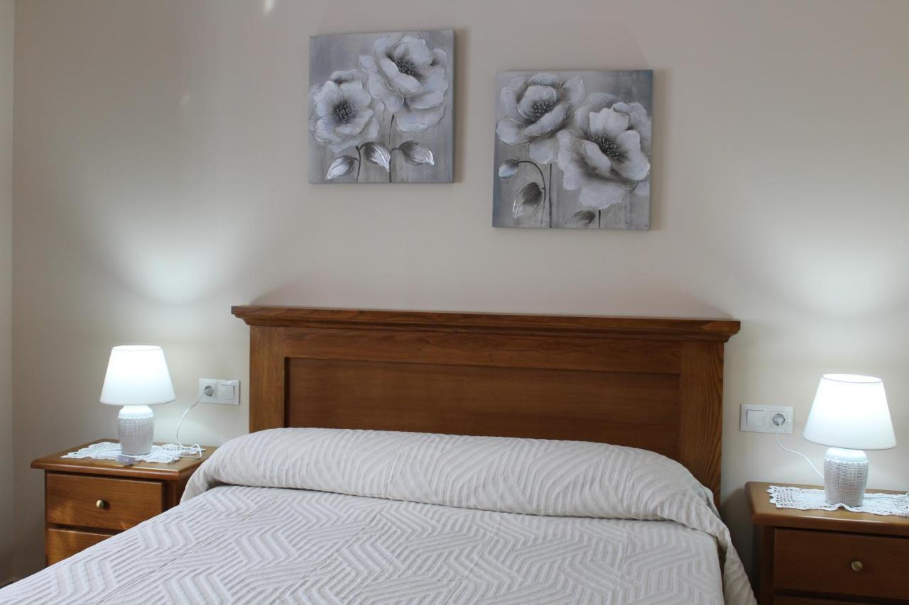 Apartamentos Casa Cerolleiro Castropol Luaran gambar