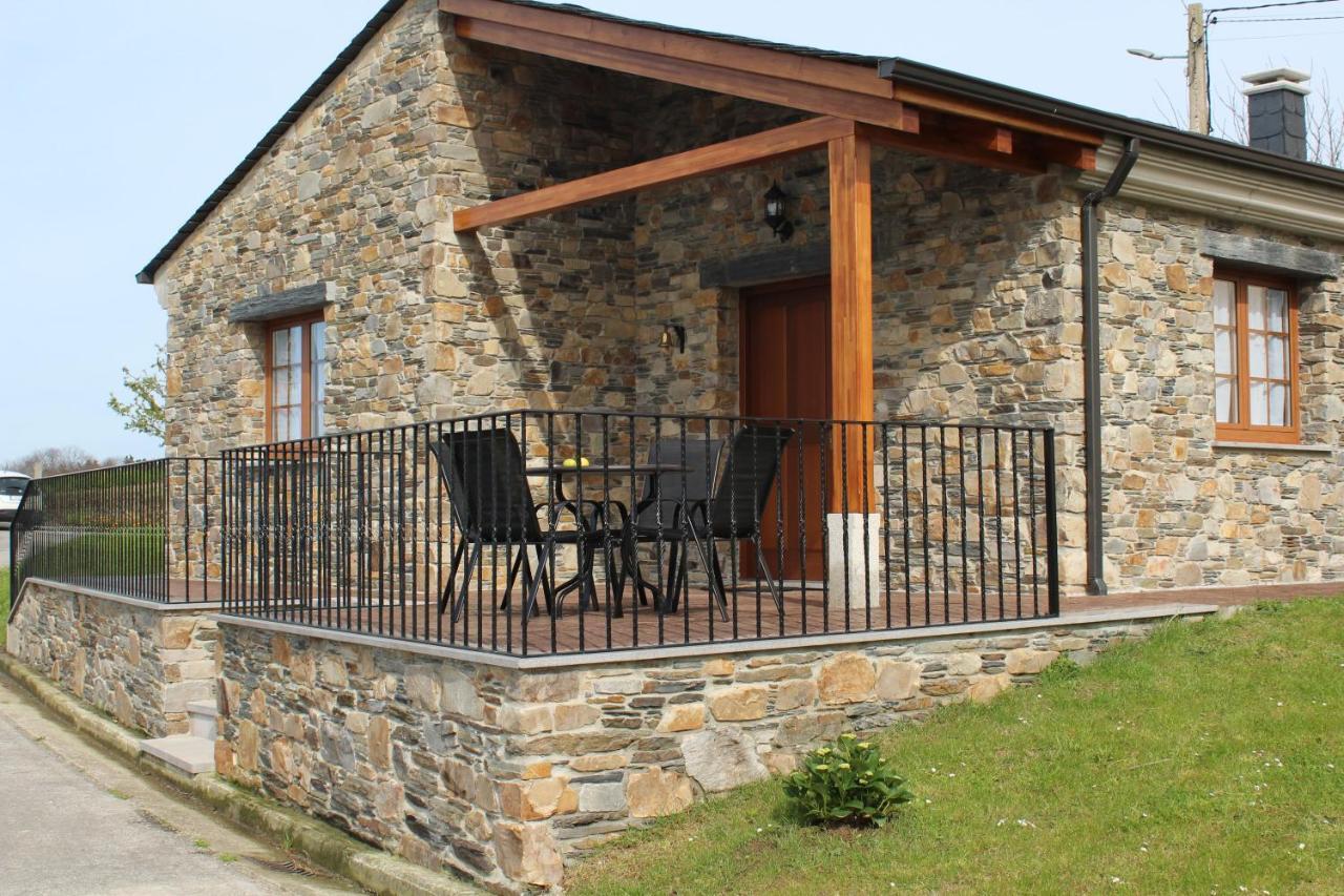 Apartamentos Casa Cerolleiro Castropol Luaran gambar