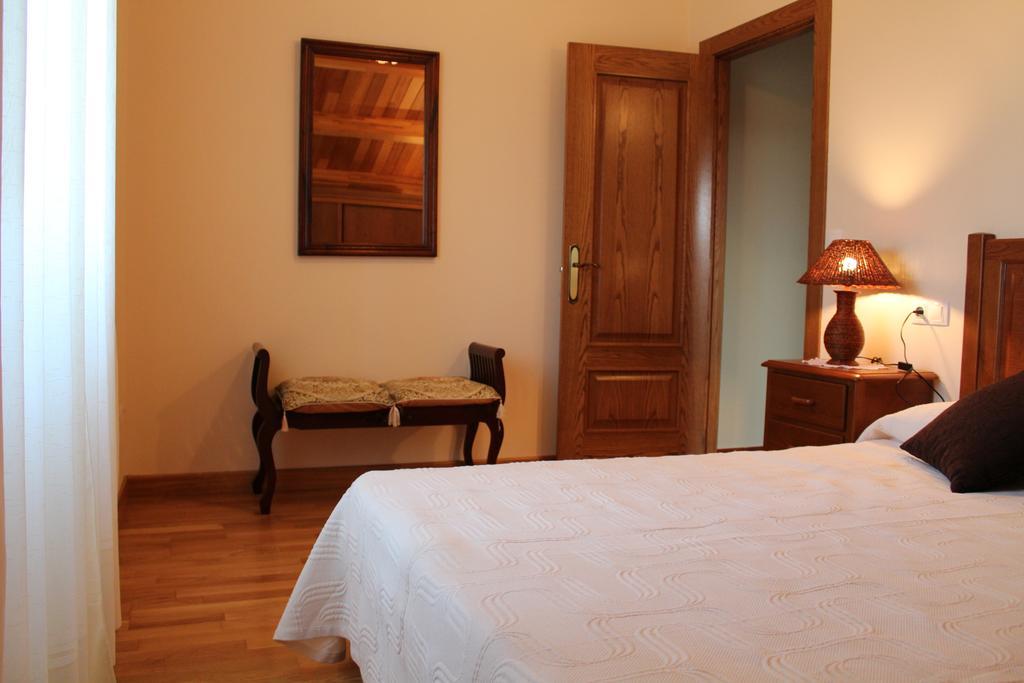 Apartamentos Casa Cerolleiro Castropol Luaran gambar