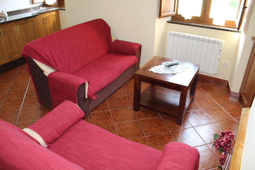 Apartamentos Casa Cerolleiro Castropol Luaran gambar