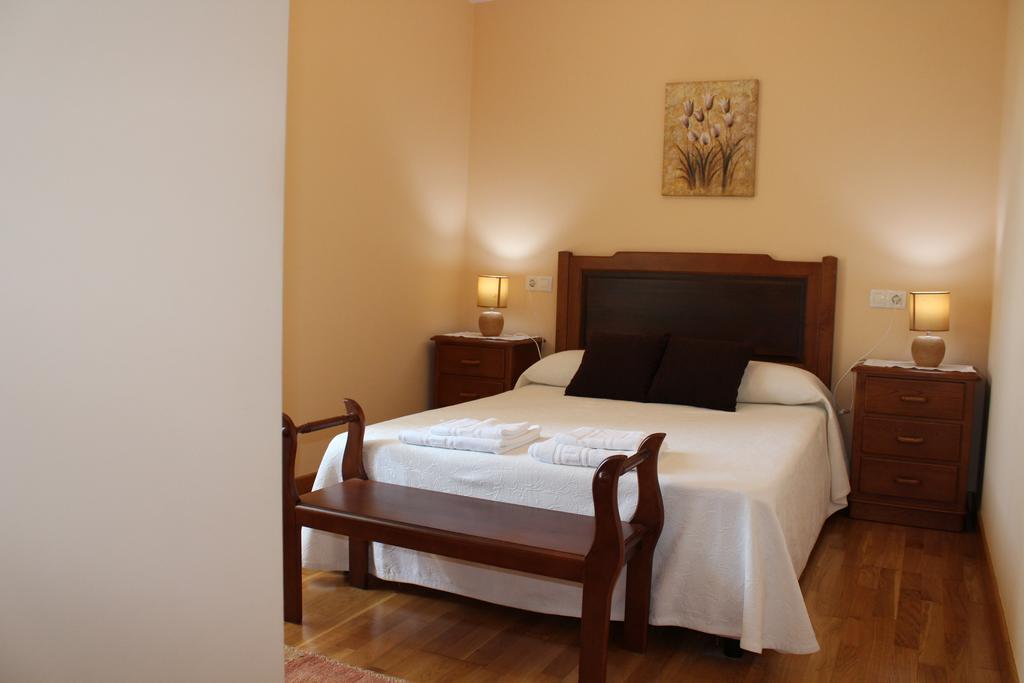 Apartamentos Casa Cerolleiro Castropol Luaran gambar