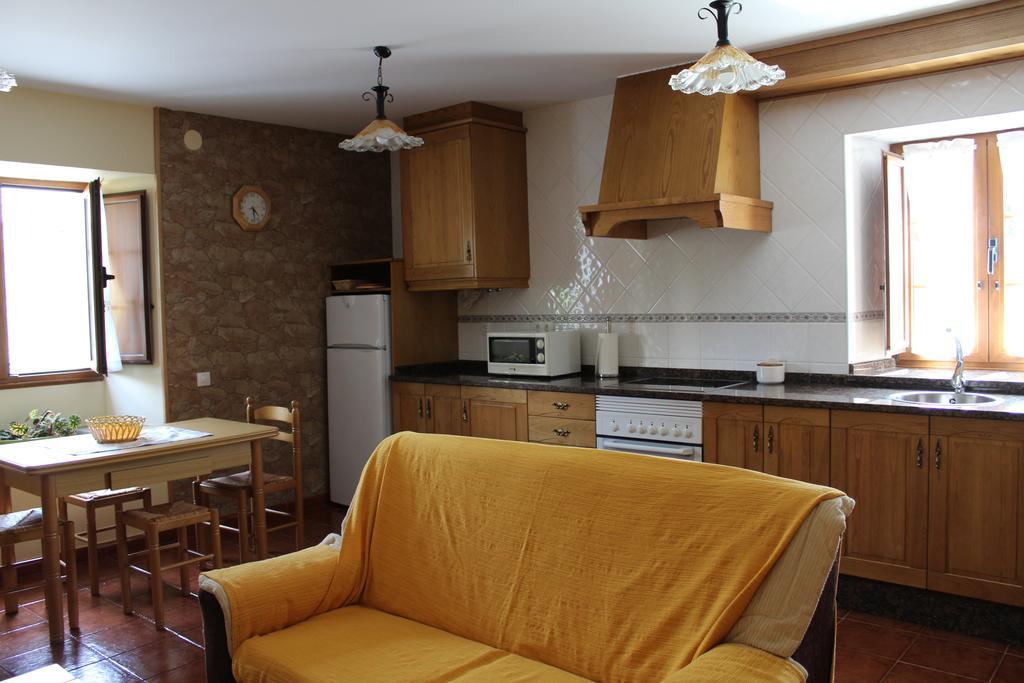 Apartamentos Casa Cerolleiro Castropol Luaran gambar