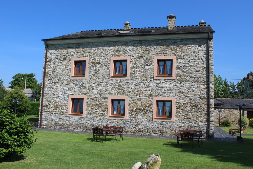 Apartamentos Casa Cerolleiro Castropol Luaran gambar