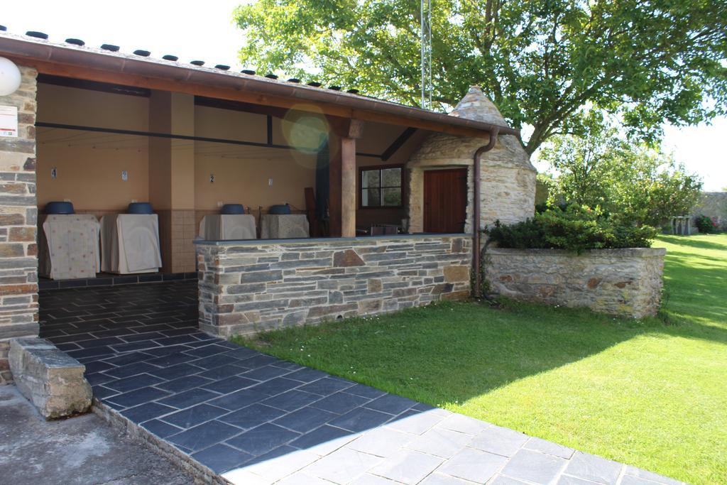 Apartamentos Casa Cerolleiro Castropol Luaran gambar
