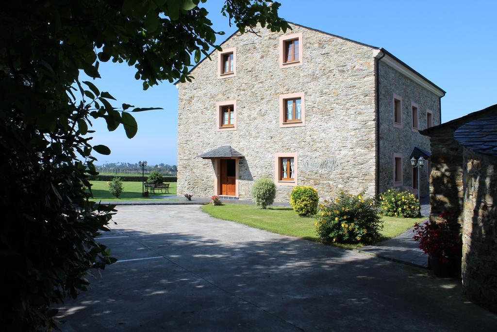 Apartamentos Casa Cerolleiro Castropol Luaran gambar