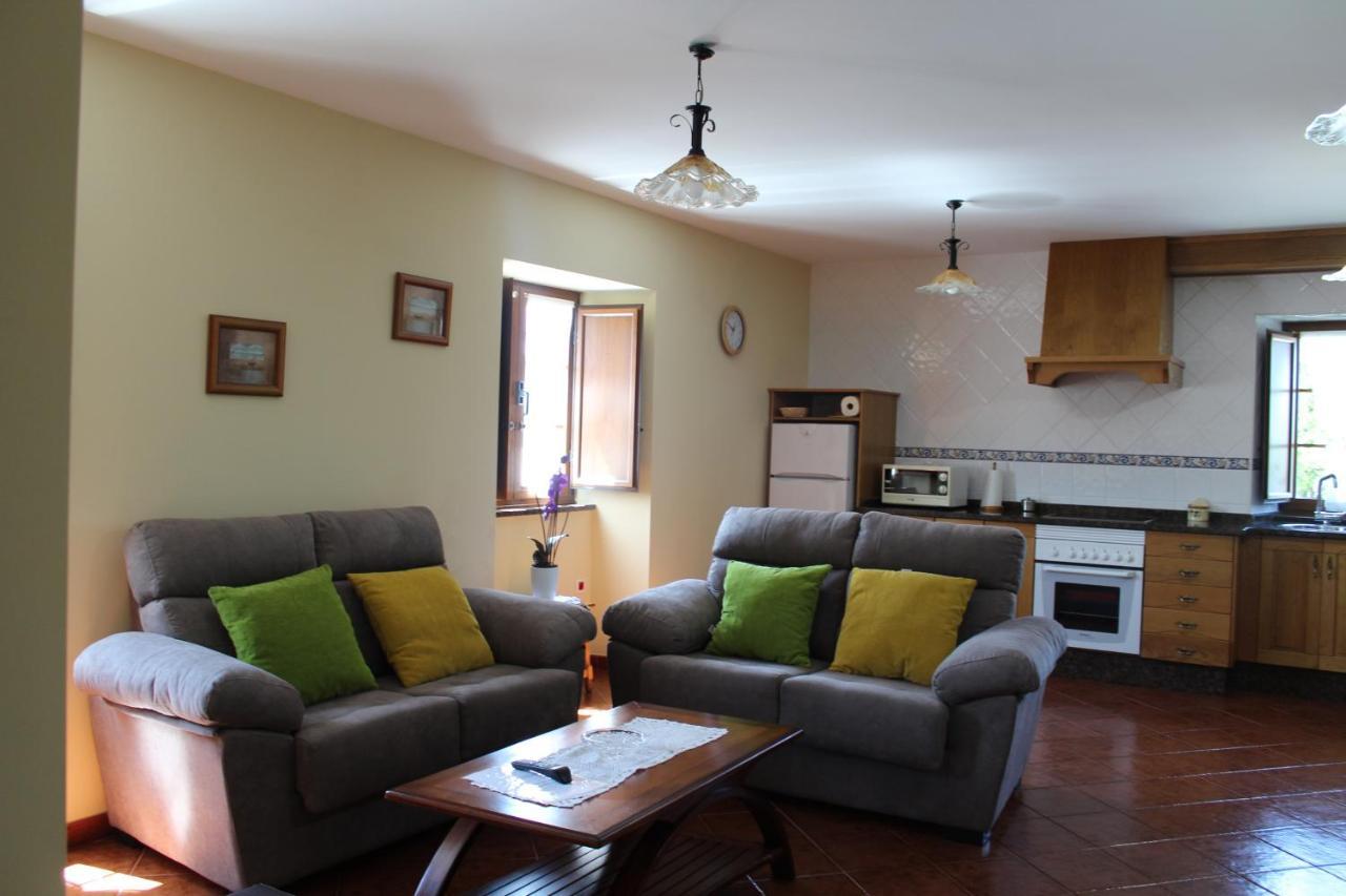 Apartamentos Casa Cerolleiro Castropol Luaran gambar